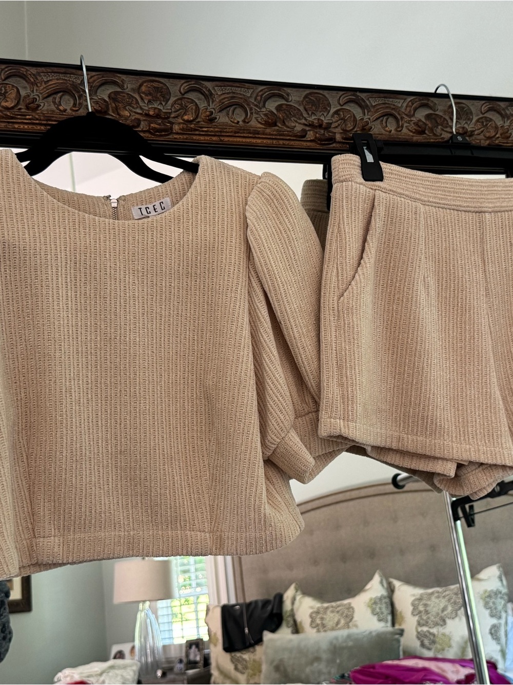 TCEC Cream Ribbed Knit Zip Sweater and Shorts set